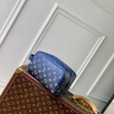 LV Clutch Bags